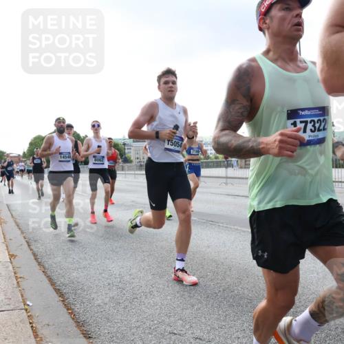 29.06.2025 - hella hamburg halbmarathon Lena Gebhardt http://msf.ph/oto/8285265 29.06.2025 09:45:52 Lombardsbrücke 14548, 4463, 8062, 5054, 7186, 7322, 57, 1080, 1686, 1707, 1894, 1990, 2460, 2689, 3043, 3809, 4129, 4463, 4679, 4698, 4749, 4812, 5187, 5328, 5550, 5826, 6169, 6358, 6495, 6878, 7055, 7186, 7389, 7481, 7651, 7880, 7965, 8062, 8190, 9345, 9571, 9634, 10017, 10270, 10453, 10484, 10876, 11120, 11199, 11857, 12189, 12232, 12234, 12308, 12681, 12691, 12988, 13066, 13167, 13343, 13618, 13686, 13754, 14028, 14167, 15115, 16507, 17768 meine-sportfotos.de
