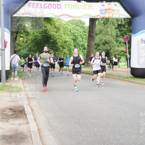 29.06.2025 - hella hamburg halbmarathon MichiJ http://msf.ph/oto/8285625 29.06.2025 10:32:53 Zwischen KM18-KM19 1520, 4691, 5648, 6575, 8218, 12154, 12159, 13996, 14351, 15334, 15666, 16316, 18513, 18539, 19116 meine-sportfotos.de