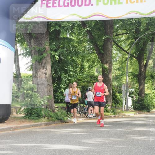 29.06.2025 - hella hamburg halbmarathon KatJ http://msf.ph/oto/8285810 29.06.2025 10:11:35 Zwischen KM18-KM19 6530 meine-sportfotos.de
