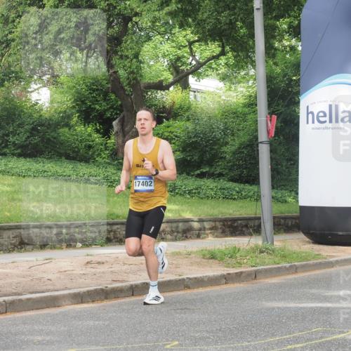 29.06.2025 - hella hamburg halbmarathon KatJ http://msf.ph/oto/8286373 29.06.2025 10:11:38 Zwischen KM18-KM19  meine-sportfotos.de
