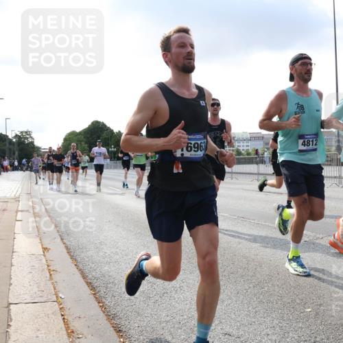 29.06.2025 - hella hamburg halbmarathon Lena Gebhardt http://msf.ph/oto/8286509 29.06.2025 09:46:00 Lombardsbrücke 6963, 8, 4812, 11199, 1080, 1686, 1707, 1894, 2460, 2525, 2689, 3809, 3843, 4129, 4463, 4679, 4812, 5042, 5187, 5550, 6169, 6495, 6878, 7055, 7186, 7845, 7880, 7965, 8062, 8190, 8956, 9345, 10017, 10270, 10453, 10484, 10876, 11120, 11199, 11282, 11833, 12189, 12232, 12308, 12681, 12691, 13066, 13167, 13343, 13618, 13686, 13754, 14167, 14293, 15115, 15391, 15689, 16507, 16580, 17768 meine-sportfotos.de
