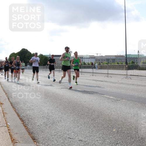 29.06.2025 - hella hamburg halbmarathon Lena Gebhardt http://msf.ph/oto/8286738 29.06.2025 09:46:01 Lombardsbrücke 146, 6169, 7768, 17056, 1080, 1686, 1707, 1894, 2460, 2525, 2689, 3809, 3843, 4129, 4463, 4679, 4812, 5042, 5187, 5550, 6169, 6495, 6878, 7055, 7186, 7845, 7880, 7965, 8062, 8190, 8956, 9345, 10017, 10270, 10453, 10484, 10876, 11120, 11199, 11282, 11833, 12189, 12232, 12308, 12681, 12691, 13066, 13167, 13343, 13618, 13686, 13754, 14167, 14293, 15115, 15391, 15689, 16507, 16580, 17213, 17768 meine-sportfotos.de