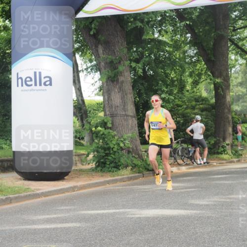 29.06.2025 - hella hamburg halbmarathon KatJ http://msf.ph/oto/8286749 29.06.2025 10:11:43 Zwischen KM18-KM19  meine-sportfotos.de