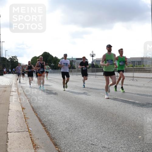 29.06.2025 - hella hamburg halbmarathon Lena Gebhardt http://msf.ph/oto/8286792 29.06.2025 09:46:02 Lombardsbrücke 17768, 6169, 10453, 17056, 5, 1080, 1686, 1707, 1894, 2460, 2525, 2689, 3809, 3843, 3955, 4463, 4679, 4812, 5042, 5187, 5550, 6169, 6495, 6878, 7055, 7186, 7845, 7880, 7965, 8062, 8190, 8956, 9345, 10017, 10270, 10453, 10484, 10876, 11120, 11199, 11282, 11833, 12189, 12232, 12308, 12681, 12691, 13066, 13167, 13343, 13618, 13686, 13754, 14167, 14276, 14293, 15115, 15391, 15689, 16507, 16580, 17213, 17768 meine-sportfotos.de