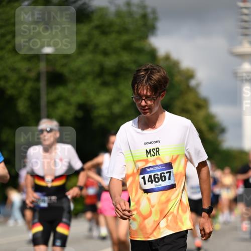 29.06.2025 - hella hamburg halbmarathon Dr. Thomas Lammeyer http://msf.ph/oto/8287017 29.06.2025 09:53:20 Kennedybrücke 1343, 1445, 1615, 1800, 1975, 2324, 2573, 2949, 3136, 3282, 3431, 4303, 4425, 5248, 5889, 6123, 6682, 7495, 7796, 8370, 8465, 8925, 9264, 9265, 9296, 9914, 10930 meine-sportfotos.de