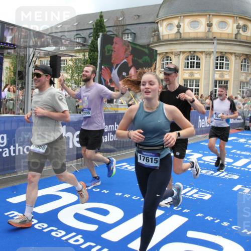 29.06.2025 - hella hamburg halbmarathon Michael Strokosch http://msf.ph/oto/8287021 29.06.2025 10:55:41 Ziel 1120, 1143, 1834, 2955, 2982, 3037, 4897, 8255, 8573, 8618, 10212, 11039, 11554, 11568, 12196, 12515, 12544, 14909, 15896, 16110, 17615, 18064 meine-sportfotos.de
