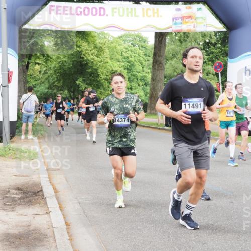 29.06.2025 - hella hamburg halbmarathon MichiJ http://msf.ph/oto/8287273 29.06.2025 10:33:13 Zwischen KM18-KM19 1171, 1413, 2890, 2970, 3056, 3917, 5623, 5884, 6266, 7167, 7325, 7843, 8928, 9030, 10596, 11491, 12783, 13525, 14374, 14464, 14686, 14687, 15760, 16685, 18055, 18407, 18638, 18718 meine-sportfotos.de