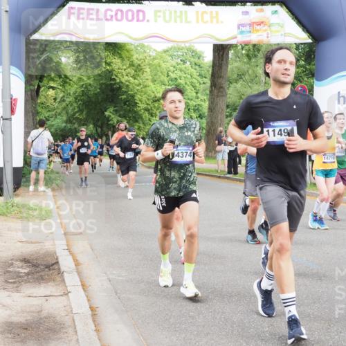 29.06.2025 - hella hamburg halbmarathon MichiJ http://msf.ph/oto/8287318 29.06.2025 10:33:13 Zwischen KM18-KM19 1171, 1413, 2890, 2970, 3056, 3917, 5623, 5884, 6266, 7167, 7325, 7843, 8928, 9030, 10596, 11491, 12783, 13525, 14374, 14464, 14686, 14687, 15760, 16685, 18055, 18407, 18638, 18718 meine-sportfotos.de