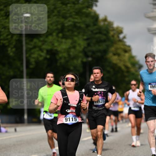 29.06.2025 - hella hamburg halbmarathon Dr. Thomas Lammeyer http://msf.ph/oto/8287383 29.06.2025 10:16:02 Kennedybrücke 1062, 1249, 1790, 1850, 3182, 3248, 3262, 3746, 3837, 4499, 5176, 6871, 6966, 7370, 7474, 8206, 8207, 9119, 9253, 9254, 9405 meine-sportfotos.de