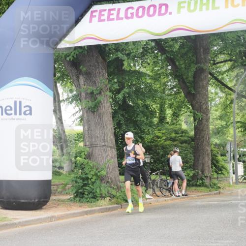 29.06.2025 - hella hamburg halbmarathon KatJ http://msf.ph/oto/8287416 29.06.2025 10:12:02 Zwischen KM18-KM19  meine-sportfotos.de