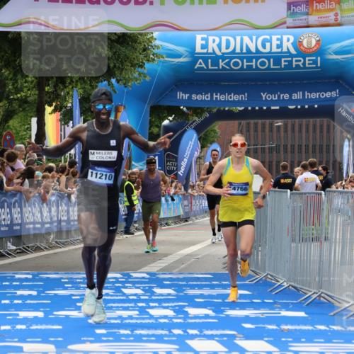29.06.2025 - hella hamburg halbmarathon Strokosch-Dieckow http://msf.ph/oto/8287487 29.06.2025 10:20:50 Ziel 11210, 14766, 16988, 17402, 19075 meine-sportfotos.de