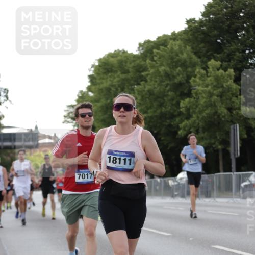 29.06.2025 - hella hamburg halbmarathon Jannik Wohlers http://msf.ph/oto/8287607 29.06.2025 10:03:40 Lombardsbrücke 1032, 1355, 3488, 4095, 4488, 5058, 5363, 5613, 6142, 6706, 7017, 7485, 8177, 8421, 8422, 8423, 8469, 9526, 9899, 11511, 11614, 12336, 12653, 13173, 13583, 15520, 15525, 15678, 16099, 16113, 17098, 17860, 17880, 18111, 18985 meine-sportfotos.de
