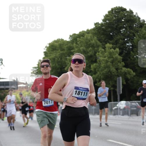 29.06.2025 - hella hamburg halbmarathon Jannik Wohlers http://msf.ph/oto/8287779 29.06.2025 10:03:41 Lombardsbrücke 1032, 1355, 3488, 4095, 4488, 5058, 5363, 5613, 6142, 6706, 7017, 7485, 8177, 8421, 8422, 8423, 8469, 9526, 9899, 10756, 11511, 11614, 12004, 12005, 12336, 12653, 13173, 13583, 15520, 15525, 15678, 16099, 17098, 17437, 17860, 17880, 18111, 18985 meine-sportfotos.de