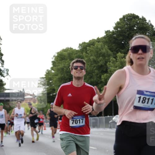29.06.2025 - hella hamburg halbmarathon Jannik Wohlers http://msf.ph/oto/8287851 29.06.2025 10:03:41 Lombardsbrücke 1032, 1355, 3488, 4095, 4488, 5058, 5363, 5613, 6142, 6706, 7017, 7485, 8177, 8421, 8422, 8423, 8469, 9526, 9899, 10756, 11511, 11614, 12004, 12005, 12336, 12653, 13173, 13583, 15520, 15525, 15678, 16099, 17098, 17437, 17860, 17880, 18111, 18985 meine-sportfotos.de