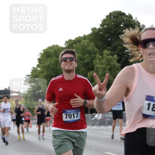 29.06.2025 - hella hamburg halbmarathon Jannik Wohlers http://msf.ph/oto/8287964 29.06.2025 10:03:42 Lombardsbrücke 1032, 1355, 2979, 3488, 4095, 4488, 5058, 5613, 6142, 6706, 7017, 8177, 8421, 8422, 8423, 9526, 9899, 10756, 11511, 11582, 12004, 12005, 12336, 12653, 13173, 13583, 15520, 15525, 15678, 16099, 17098, 17437, 17860, 17880, 18111, 18985 meine-sportfotos.de