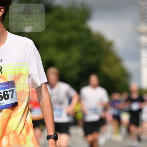 29.06.2025 - hella hamburg halbmarathon Dr. Thomas Lammeyer http://msf.ph/oto/8288263 29.06.2025 09:53:22 Kennedybrücke 1343, 1445, 1615, 1800, 1975, 2324, 2573, 2949, 3136, 3282, 3431, 3530, 4303, 4425, 5248, 5889, 6123, 6682, 7495, 7796, 8370, 8629, 8925, 9264, 9265, 9294, 9296, 9979, 10894, 10930 meine-sportfotos.de