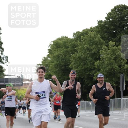 29.06.2025 - hella hamburg halbmarathon Jannik Wohlers http://msf.ph/oto/8288339 29.06.2025 10:03:45 Lombardsbrücke 1032, 2979, 3488, 4488, 5058, 5976, 6142, 6706, 6709, 7017, 8177, 8421, 8422, 8423, 9526, 10756, 11511, 11582, 12004, 12005, 12653, 13173, 13583, 15525, 15678, 16099, 17071, 17437, 17860, 17880, 18111, 18199, 18985 meine-sportfotos.de