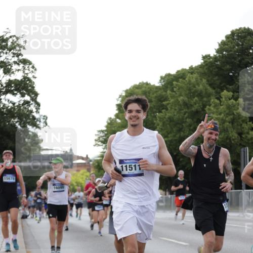 29.06.2025 - hella hamburg halbmarathon Jannik Wohlers http://msf.ph/oto/8288442 29.06.2025 10:03:46 Lombardsbrücke 2979, 3488, 4488, 4587, 5058, 5976, 6142, 6706, 6709, 7017, 8177, 8421, 8422, 8423, 9526, 10756, 11511, 11582, 12004, 12005, 13173, 13583, 14340, 15525, 15678, 16099, 17071, 17437, 17860, 17880, 18111, 18199, 18985 meine-sportfotos.de