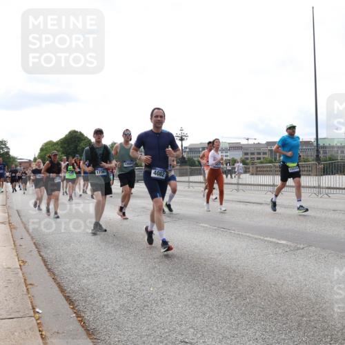 29.06.2025 - hella hamburg halbmarathon Lena Gebhardt http://msf.ph/oto/8288473 29.06.2025 10:21:04 Lombardsbrücke 17367, 1715, 12694, 4082, 1028, 1266, 1658, 2053, 2101, 2325, 2383, 2635, 2834, 2923, 2945, 2956, 2986, 3122, 3161, 3247, 3453, 3781, 3813, 4082, 4288, 4350, 4754, 4869, 5041, 5061, 5395, 5493, 5625, 5767, 6275, 6308, 6608, 6844, 7228, 7522, 7553, 7608, 8113, 8724, 8726, 8844, 8940, 9005, 9011, 9108, 9236, 9501, 9981, 10050, 10350, 10585, 10602, 11100, 11145, 11698, 11995, 12175, 12694, 12844, 13057, 13508 meine-sportfotos.de