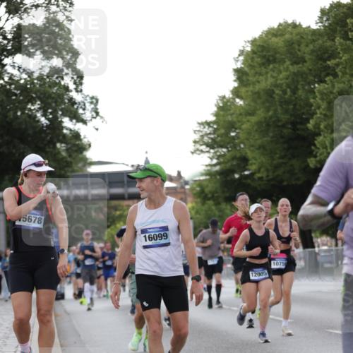 29.06.2025 - hella hamburg halbmarathon Jannik Wohlers http://msf.ph/oto/8288479 29.06.2025 10:03:47 Lombardsbrücke 2979, 3488, 4488, 4587, 5058, 5354, 5365, 5976, 6142, 6706, 6709, 7017, 8177, 8421, 8422, 8423, 9526, 10756, 11511, 11582, 12004, 12005, 12998, 13173, 13583, 14340, 14436, 15525, 15678, 16099, 17071, 17437, 17860, 17880, 18111, 18199, 18985 meine-sportfotos.de