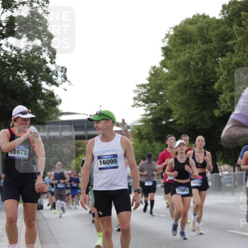 29.06.2025 - hella hamburg halbmarathon Jannik Wohlers http://msf.ph/oto/8288552 29.06.2025 10:03:47 Lombardsbrücke 2979, 3488, 4488, 4587, 5058, 5354, 5365, 5976, 6142, 6706, 6709, 7017, 8177, 8421, 8422, 8423, 9526, 10756, 11511, 11582, 12004, 12005, 12998, 13173, 13583, 14340, 14436, 15525, 15678, 16099, 17071, 17437, 17860, 17880, 18111, 18199, 18985 meine-sportfotos.de
