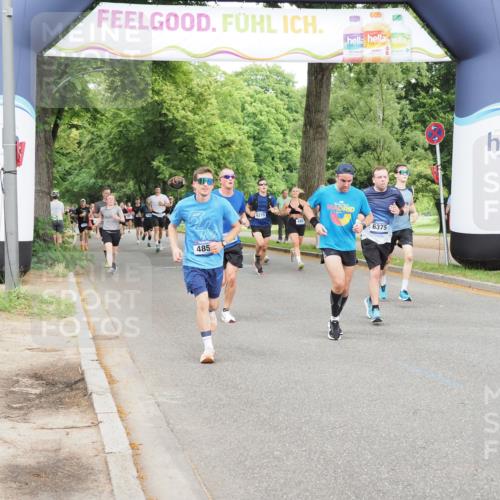 29.06.2025 - hella hamburg halbmarathon MichiJ http://msf.ph/oto/8288814 29.06.2025 10:33:20 Zwischen KM18-KM19 2098, 2590, 4854, 7167, 9030, 9159, 10741, 12783, 13525, 14374, 14722, 18637, 18638 meine-sportfotos.de