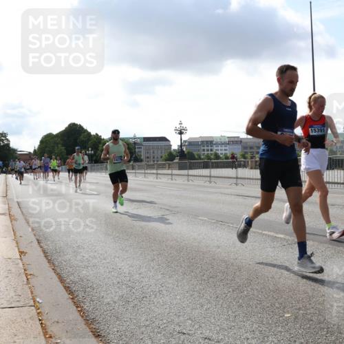 29.06.2025 - hella hamburg halbmarathon Lena Gebhardt http://msf.ph/oto/8289186 29.06.2025 09:46:13 Lombardsbrücke 14276, 15391, 1080, 1686, 1894, 2460, 2525, 3809, 3843, 3955, 4463, 4812, 5042, 5187, 5550, 6169, 6495, 6878, 7055, 7186, 7534, 7845, 7880, 7901, 7965, 8062, 8784, 8864, 8956, 9345, 10270, 10298, 10453, 10484, 10865, 10929, 11199, 11230, 11282, 11833, 12189, 12232, 12681, 12987, 13167, 13252, 13343, 13617, 13686, 13754, 14167, 14276, 14293, 15115, 15391, 15689, 16065, 16140, 16507, 16580, 16931, 17213, 17768 meine-sportfotos.de