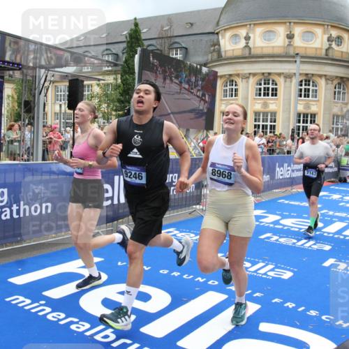29.06.2025 - hella hamburg halbmarathon Michael Strokosch http://msf.ph/oto/8289323 29.06.2025 10:56:01 Ziel 3042, 4772, 7147, 8968, 9246, 10084, 14867, 15184, 15868, 15884, 16176 meine-sportfotos.de