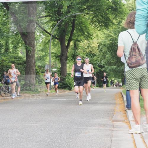 29.06.2025 - hella hamburg halbmarathon KatJ http://msf.ph/oto/8289384 29.06.2025 10:12:34 Zwischen KM18-KM19  meine-sportfotos.de