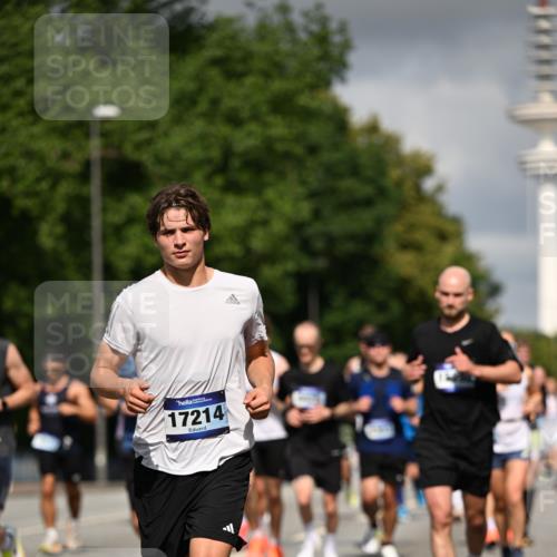 29.06.2025 - hella hamburg halbmarathon Dr. Thomas Lammeyer http://msf.ph/oto/8289515 29.06.2025 09:53:24 Kennedybrücke 1343, 1445, 1615, 1800, 1975, 2324, 2573, 2949, 3282, 3431, 3530, 4303, 4425, 5248, 5889, 6123, 6682, 7495, 7796, 8370, 8629, 8925, 9264, 9265, 9294, 9296, 9979, 10894, 10930 meine-sportfotos.de