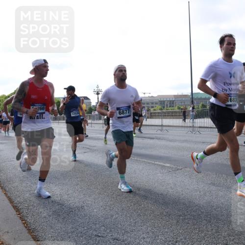 29.06.2025 - hella hamburg halbmarathon Lena Gebhardt http://msf.ph/oto/8289649 29.06.2025 09:58:41 Lombardsbrücke 17346, 180, 266, 12526, 6877, 6830, 4167, 1190, 1285, 1410, 1485, 1727, 1815, 1946, 1951, 2029, 2034, 2518, 2656, 2840, 2883, 2907, 3041, 3097, 3334, 3819, 3859, 3952, 4120, 4152, 4167, 4903, 5077, 5084, 5093, 5259, 5378, 5721, 5894, 6272, 6294, 6433, 6592, 6629, 6657, 6759, 6877, 6897, 7082, 7369, 7716, 7732, 7856, 7896, 8068, 8154, 8311, 8322, 8393, 8590, 8639, 8721, 8825, 9012, 9057, 9562, 9655, 9656, 9727, 9770, 10084, 10488 meine-sportfotos.de
