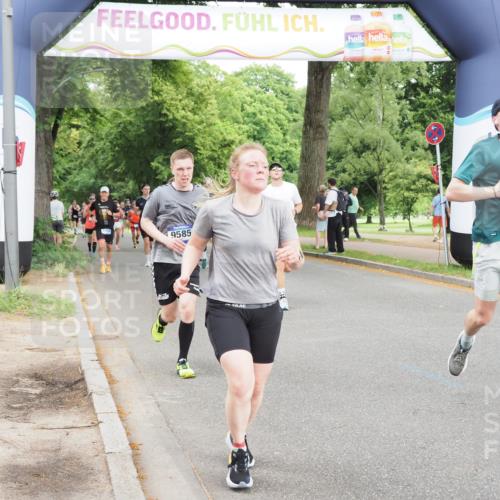 29.06.2025 - hella hamburg halbmarathon MichiJ http://msf.ph/oto/8289753 29.06.2025 10:33:24 Zwischen KM18-KM19 1424, 1569, 2590, 4270, 4854, 4997, 7709, 9159, 9585, 12643, 15651 meine-sportfotos.de