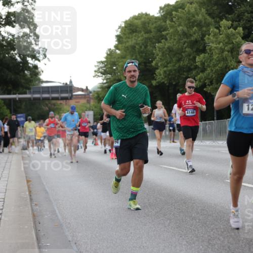 29.06.2025 - hella hamburg halbmarathon Jannik Wohlers http://msf.ph/oto/8289941 29.06.2025 10:04:08 Lombardsbrücke 1213, 1347, 1377, 1674, 2011, 2852, 3994, 4146, 4293, 5354, 5365, 5869, 6311, 8217, 9489, 10213, 10709, 10834, 10962, 12924, 12998, 13625, 14436, 14917, 16128, 16145, 16753, 16989, 17113, 17434, 17569, 17685, 17686, 17763, 18098, 18520, 18525 meine-sportfotos.de