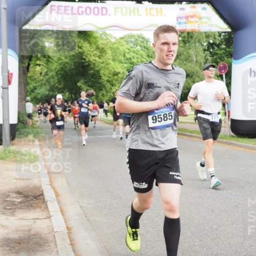 29.06.2025 - hella hamburg halbmarathon MichiJ http://msf.ph/oto/8290058 29.06.2025 10:33:25 Zwischen KM18-KM19 1424, 1569, 2590, 4270, 4854, 4997, 7709, 9159, 9585, 12643, 15651 meine-sportfotos.de