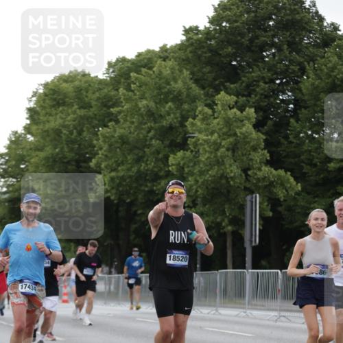 29.06.2025 - hella hamburg halbmarathon Jannik Wohlers http://msf.ph/oto/8290161 29.06.2025 10:04:12 Lombardsbrücke 1213, 1316, 1347, 1377, 1674, 2011, 2463, 2852, 3994, 4146, 4293, 5869, 6311, 9489, 10100, 10213, 10709, 10834, 10962, 12924, 13533, 13625, 15532, 16128, 16145, 16753, 16989, 16995, 17113, 17434, 17540, 17569, 17685, 17686, 17763, 18098, 18520, 18525 meine-sportfotos.de