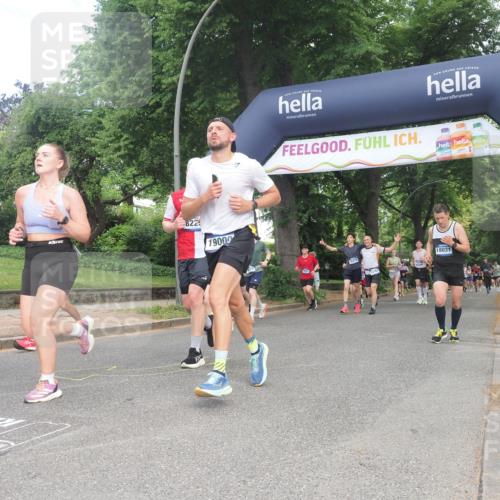 29.06.2025 - hella hamburg halbmarathon KatJ http://msf.ph/oto/8290201 29.06.2025 10:42:00 Zwischen KM18-KM19 1143, 2448, 4231, 4897, 6355, 6356, 8223 meine-sportfotos.de