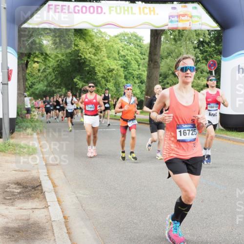 29.06.2025 - hella hamburg halbmarathon MichiJ http://msf.ph/oto/8290642 29.06.2025 10:33:30 Zwischen KM18-KM19 1424, 1569, 2188, 2470, 3785, 4270, 4997, 7709, 9585, 11291, 11688, 15651, 16725, 18810, 18862 meine-sportfotos.de
