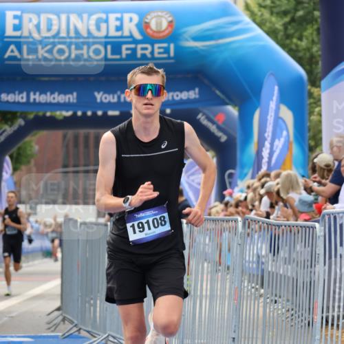29.06.2025 - hella hamburg halbmarathon Strokosch-Dieckow http://msf.ph/oto/8290791 29.06.2025 10:19:36 Ziel 19108 meine-sportfotos.de