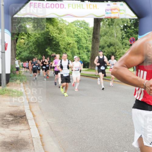 29.06.2025 - hella hamburg halbmarathon MichiJ http://msf.ph/oto/8290976 29.06.2025 10:33:33 Zwischen KM18-KM19 2188, 2470, 3785, 6819, 9105, 11291, 11688, 12161, 16725, 16803, 17960, 18810, 18862 meine-sportfotos.de