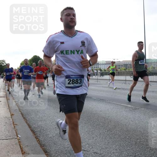 29.06.2025 - hella hamburg halbmarathon Lena Gebhardt http://msf.ph/oto/8291134 29.06.2025 09:58:46 Lombardsbrücke 7732, 14368, 7369, 2883, 5071, 13706, 1285, 1410, 1485, 1715, 1719, 1727, 1815, 1946, 1951, 1972, 2029, 2034, 2518, 2656, 2840, 2883, 2907, 3037, 3041, 3097, 3334, 3819, 3859, 3952, 4120, 4152, 4167, 5077, 5084, 5259, 5378, 5721, 5894, 6272, 6294, 6433, 6592, 6629, 6657, 6759, 6877, 6897, 7082, 7232, 7369, 7716, 7732, 7856, 8068, 8154, 8311, 8322, 8393, 8590, 8639, 8721, 8798, 8825, 9012, 9057, 9562, 9655, 9656, 9727, 9770, 10084, 10488 meine-sportfotos.de