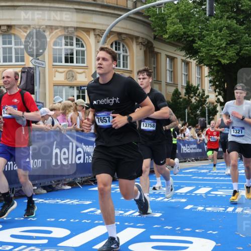 29.06.2025 - hella hamburg halbmarathon Strokosch-Dieckow http://msf.ph/oto/8291167 29.06.2025 10:50:03 Ziel 1216, 1321, 1507, 2020, 3296, 3562, 3692, 3852, 7100, 7176, 7657, 8313, 9031, 9213, 9303, 9965, 12203, 12235, 12271, 13225, 13282, 13758, 14257, 16403, 16716, 18228, 18657, 18658, 18884, 19112 meine-sportfotos.de