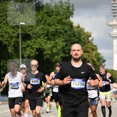 29.06.2025 - hella hamburg halbmarathon Dr. Thomas Lammeyer http://msf.ph/oto/8291172 29.06.2025 09:53:26 Kennedybrücke 1343, 1445, 1615, 1800, 1803, 1975, 2324, 2573, 2949, 3282, 3431, 3530, 4303, 4425, 4528, 5248, 5889, 6123, 6682, 7495, 7796, 8370, 8629, 8925, 9264, 9265, 9294, 9296, 9979, 10894, 10930 meine-sportfotos.de
