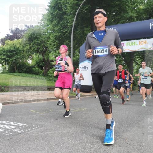29.06.2025 - hella hamburg halbmarathon KatJ http://msf.ph/oto/8291207 29.06.2025 10:42:09 Zwischen KM18-KM19 1193, 1506, 2252, 3177, 3652, 3861, 5021, 6082, 6084, 6433, 6569, 7221 meine-sportfotos.de