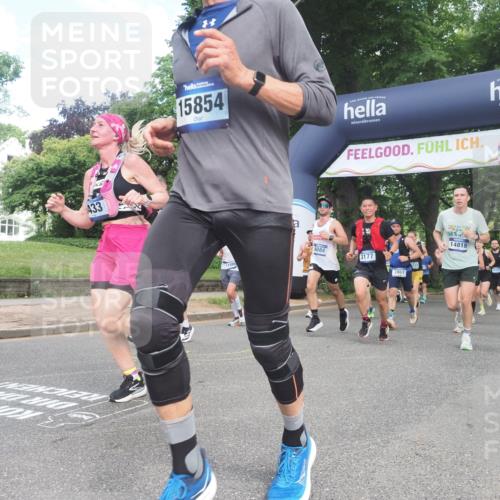 29.06.2025 - hella hamburg halbmarathon KatJ http://msf.ph/oto/8291256 29.06.2025 10:42:10 Zwischen KM18-KM19 1506, 2252, 3177, 3652, 3861, 5021, 6082, 6084, 6433, 6569, 7221 meine-sportfotos.de
