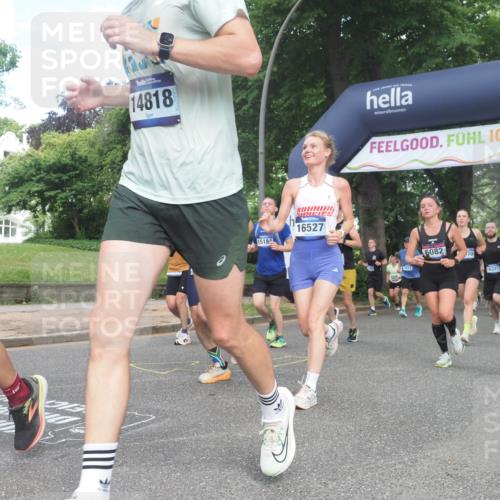 29.06.2025 - hella hamburg halbmarathon KatJ http://msf.ph/oto/8291448 29.06.2025 10:42:11 Zwischen KM18-KM19 2252, 3177, 3861, 5021, 6082, 6084, 6433, 6569 meine-sportfotos.de