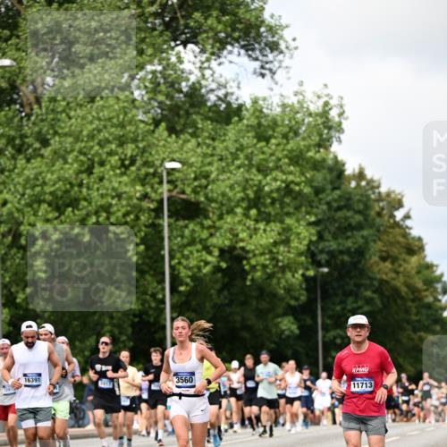 29.06.2025 - hella hamburg halbmarathon Dr. Thomas Lammeyer http://msf.ph/oto/8291566 29.06.2025 10:37:23 Kennedybrücke 1078, 1199, 1324, 1373, 1732, 1879, 1995, 2085, 2342, 2384, 2838, 3221, 3341, 3422, 3560, 3653, 3871, 4030, 4096, 4164, 4446, 5180, 5581, 5917, 6773, 6861, 6999, 7705, 8175, 8595, 8839, 8891, 8993, 9289, 9471, 9591, 9750, 9768, 9780 meine-sportfotos.de