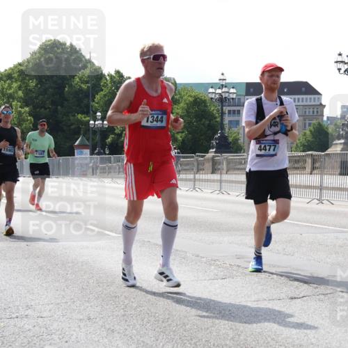 29.06.2025 - hella hamburg halbmarathon Lena Gebhardt http://msf.ph/oto/8291575 29.06.2025 09:46:27 Lombardsbrücke 11304, 1889, 15902, 11661, 1344, 4477, 1344, 1889, 2243, 2525, 3809, 3843, 3955, 4463, 4477, 4812, 4944, 5042, 5048, 5152, 6169, 6495, 6683, 7055, 7186, 7534, 7628, 7845, 7901, 8312, 8784, 8864, 8956, 9345, 10298, 10453, 10865, 10927, 10929, 11199, 11230, 11282, 11304, 11661, 11833, 12189, 12447, 12987, 13252, 13617, 13961, 14276, 14293, 14310, 15115, 15391, 15689, 15902, 16065, 16140, 16243, 16507, 16580, 16811, 16931, 16957, 17213, 17768 meine-sportfotos.de