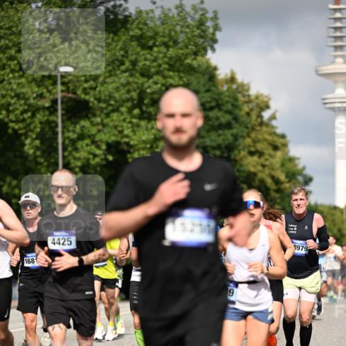 29.06.2025 - hella hamburg halbmarathon Dr. Thomas Lammeyer http://msf.ph/oto/8291645 29.06.2025 09:53:27 Kennedybrücke 1343, 1445, 1615, 1800, 1803, 1975, 2324, 2573, 2949, 3282, 3431, 3530, 4303, 4425, 4528, 5248, 5803, 5889, 6123, 6682, 7495, 7796, 8370, 8629, 8925, 9264, 9265, 9294, 9296, 9979, 10894, 10930 meine-sportfotos.de