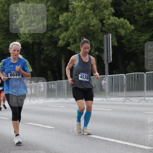 29.06.2025 - hella hamburg halbmarathon Jannik Wohlers http://msf.ph/oto/8291680 29.06.2025 10:04:23 Lombardsbrücke 1126, 1316, 1347, 1559, 2463, 2628, 2698, 4146, 4293, 4394, 4538, 4951, 5869, 6311, 8049, 9019, 10100, 10709, 10834, 11088, 11551, 12125, 12924, 13242, 13533, 15532, 16357, 16579, 16995, 17434, 17540, 17685, 17686, 17814, 18520 meine-sportfotos.de