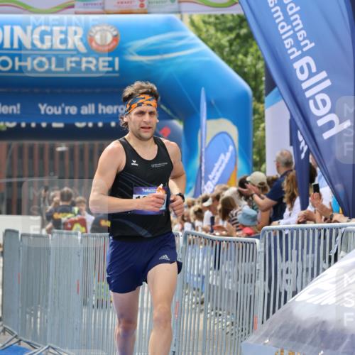 29.06.2025 - hella hamburg halbmarathon Strokosch-Dieckow http://msf.ph/oto/8291827 29.06.2025 10:19:17 Ziel 2659, 13016 meine-sportfotos.de